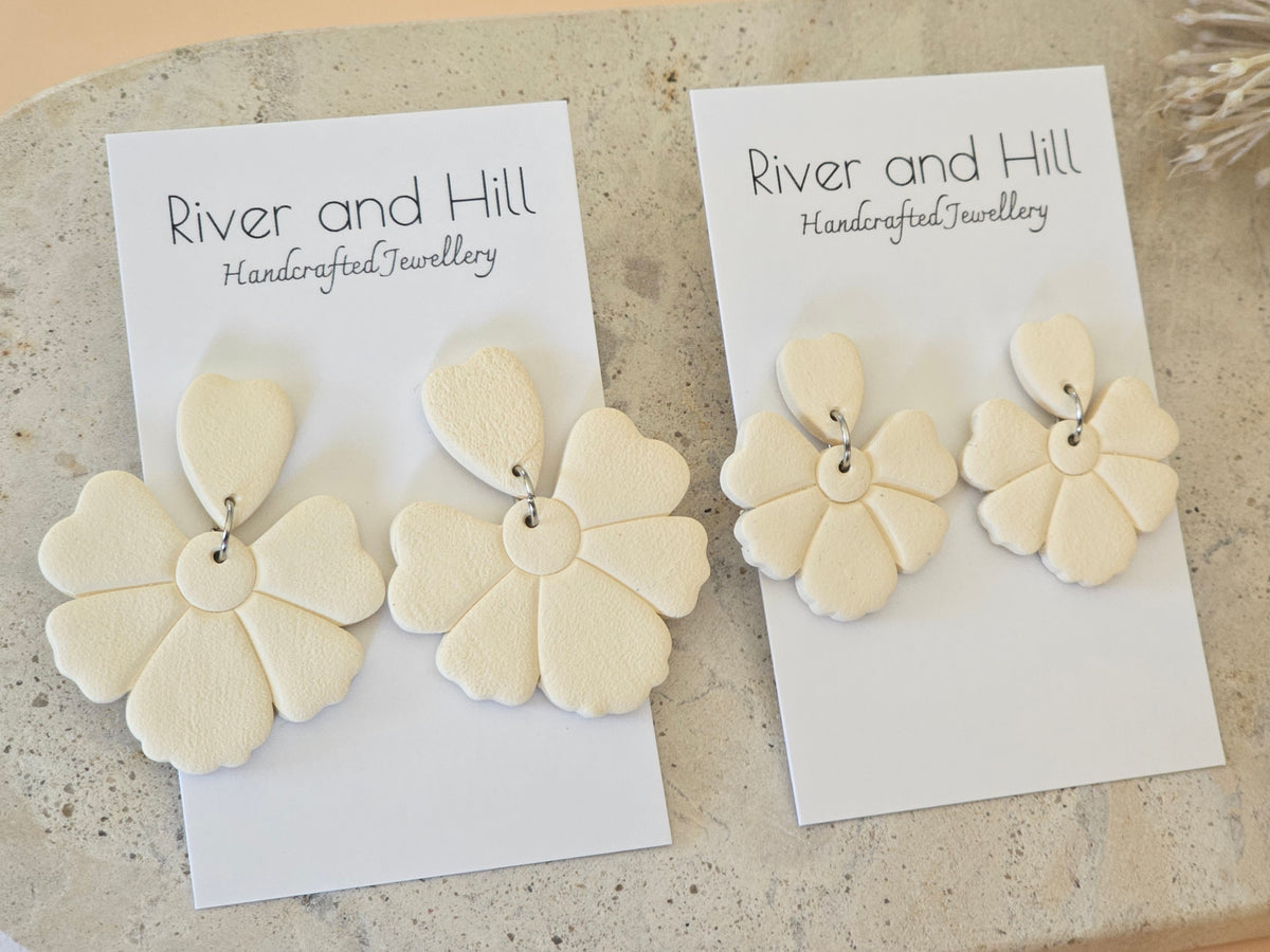Daily Colour Pastel Yellow Petal Earrings