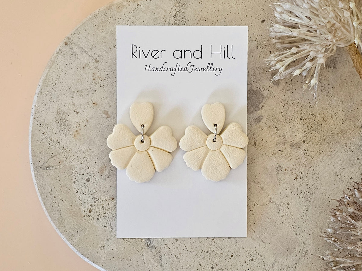 Daily Colour Pastel Yellow Petal Earrings