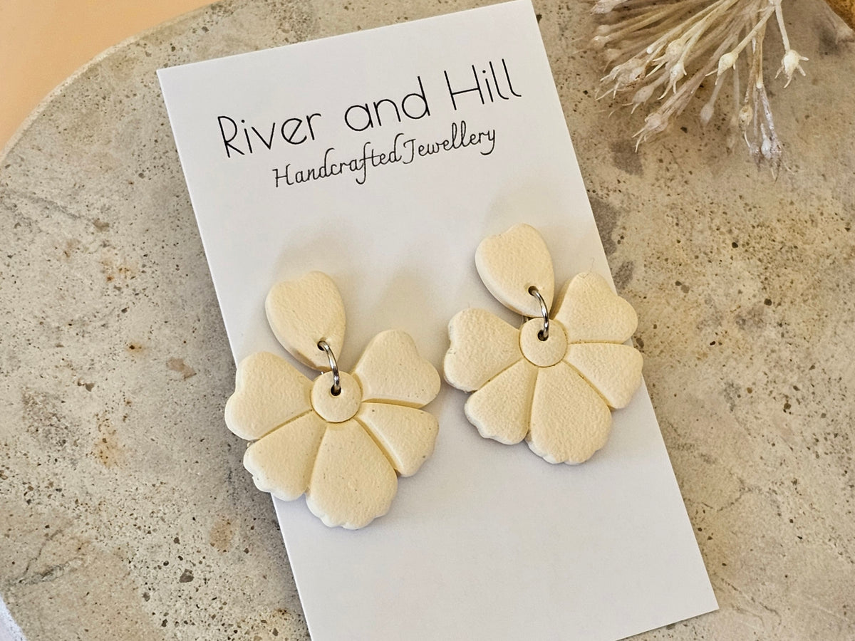 Daily Colour Pastel Yellow Petal Earrings