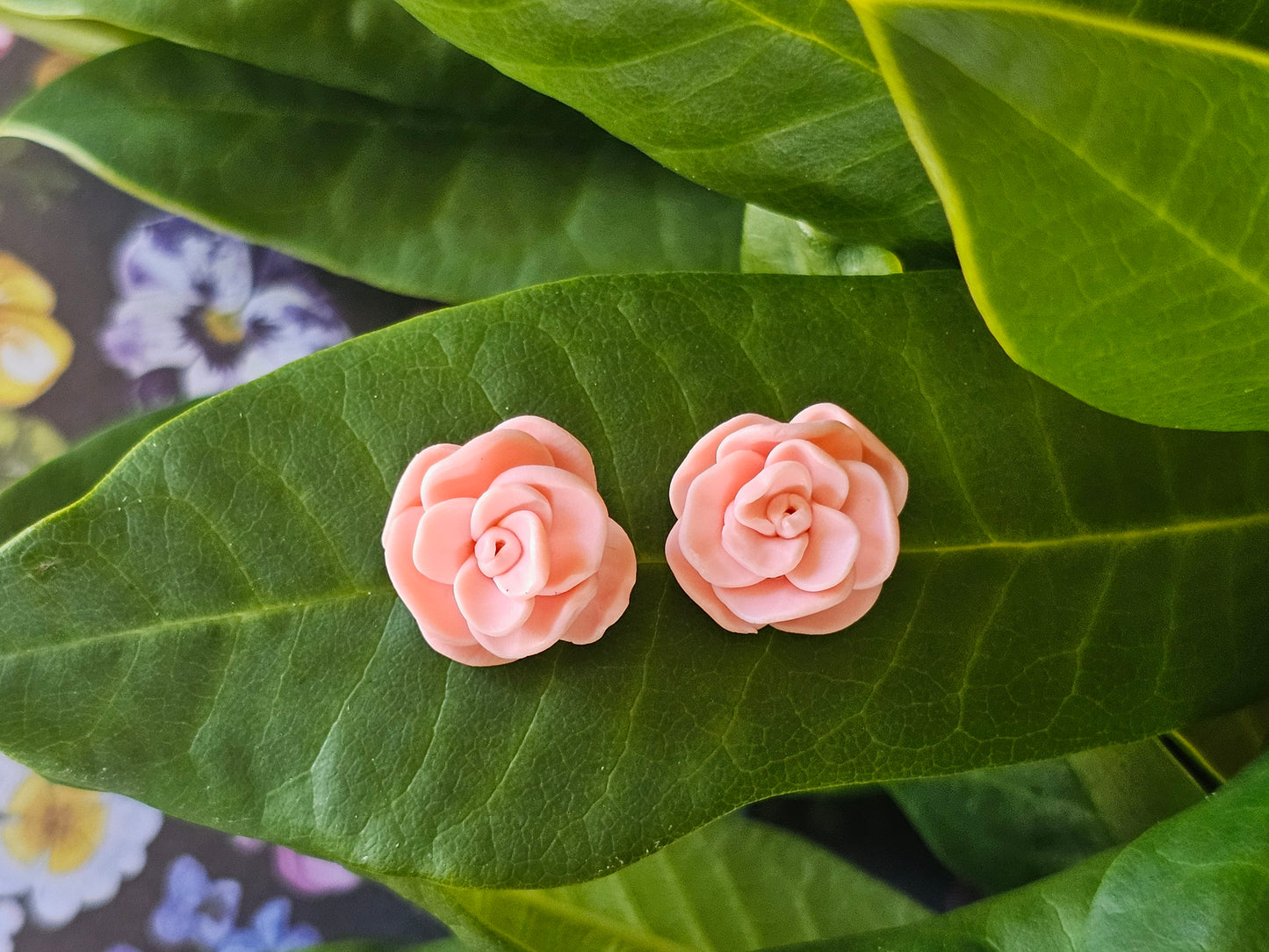 Cammellia Studs Light Pink