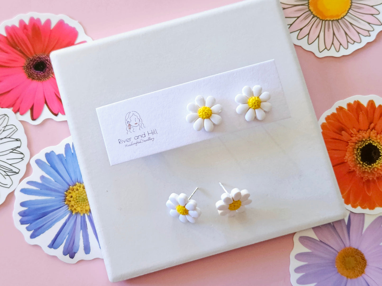 Girls Daisy Studs