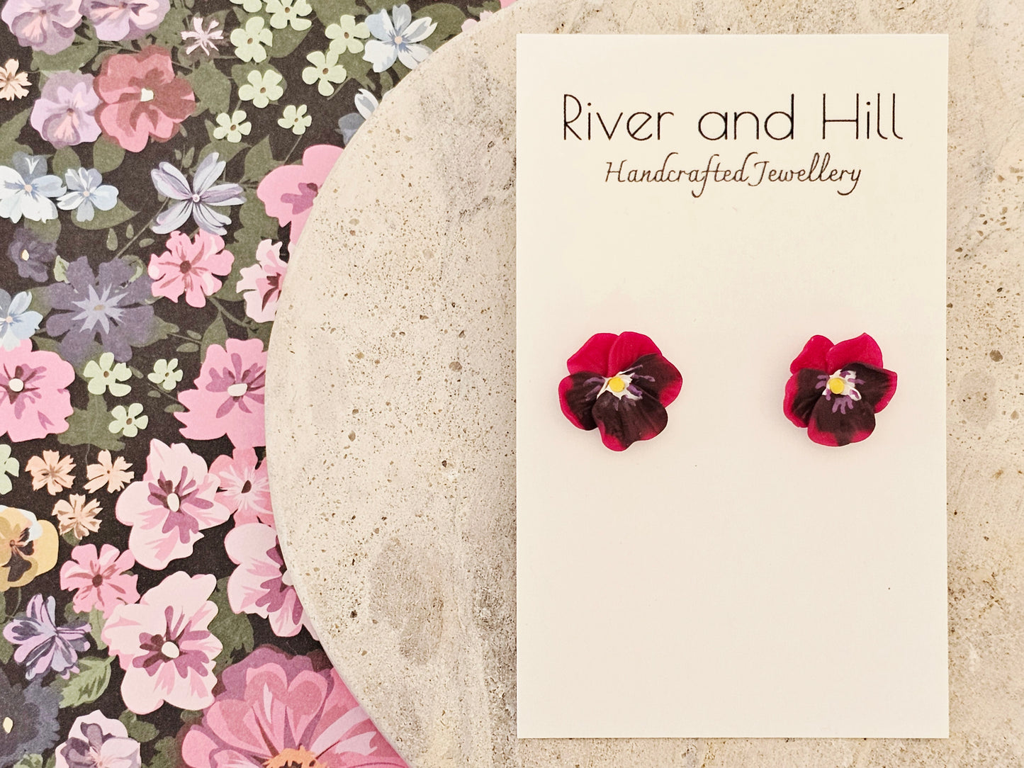 Pansy Studs Pink