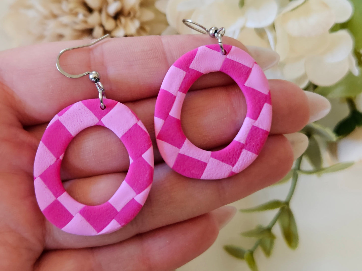 Checkered Oval Pink Earrings