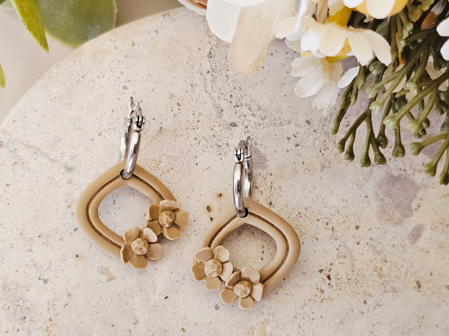 Daily Colour Tan Floral Hoops