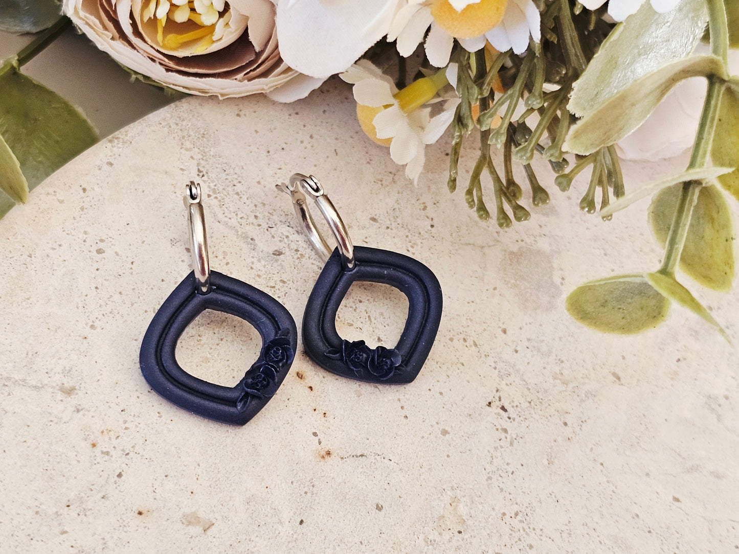 Daily Colour Navy Blue Floral Hoops
