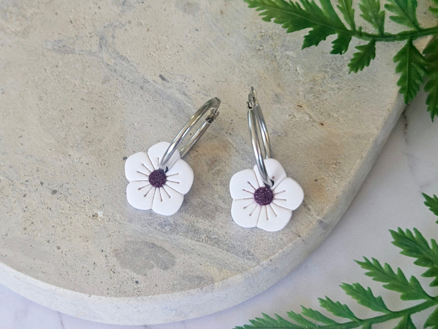 Manuka Flower Hoops White