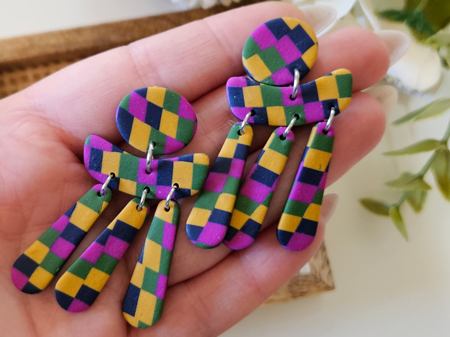 Checkered Dangle Bright Earrings