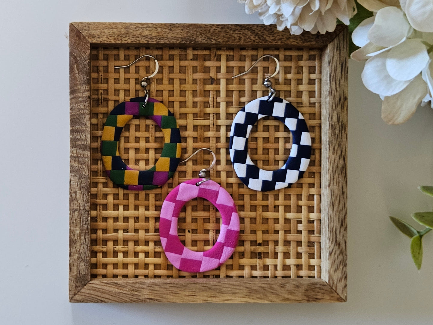 Checkered Oval Pink Earrings