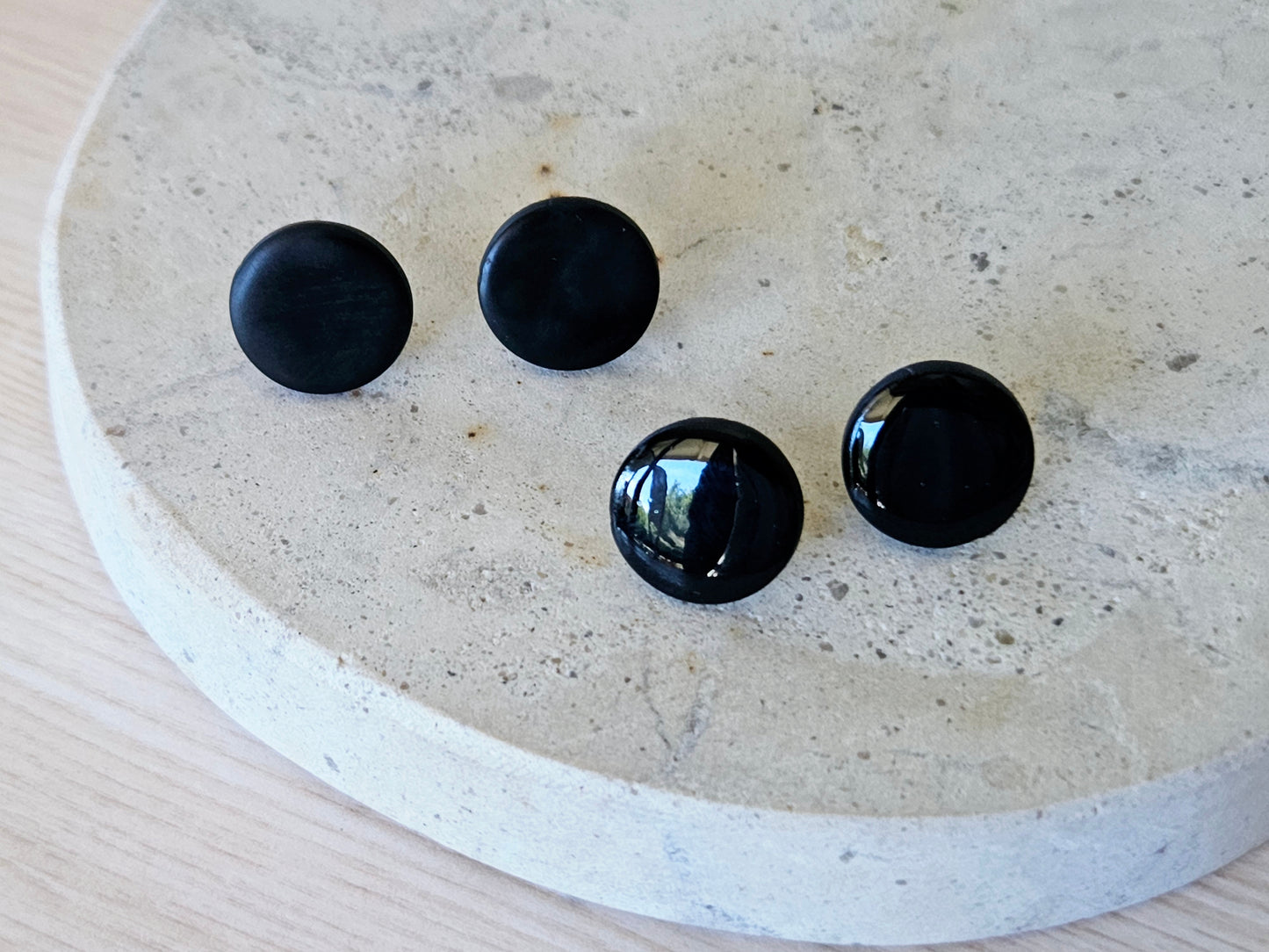 Contemporary Dot Earrings White