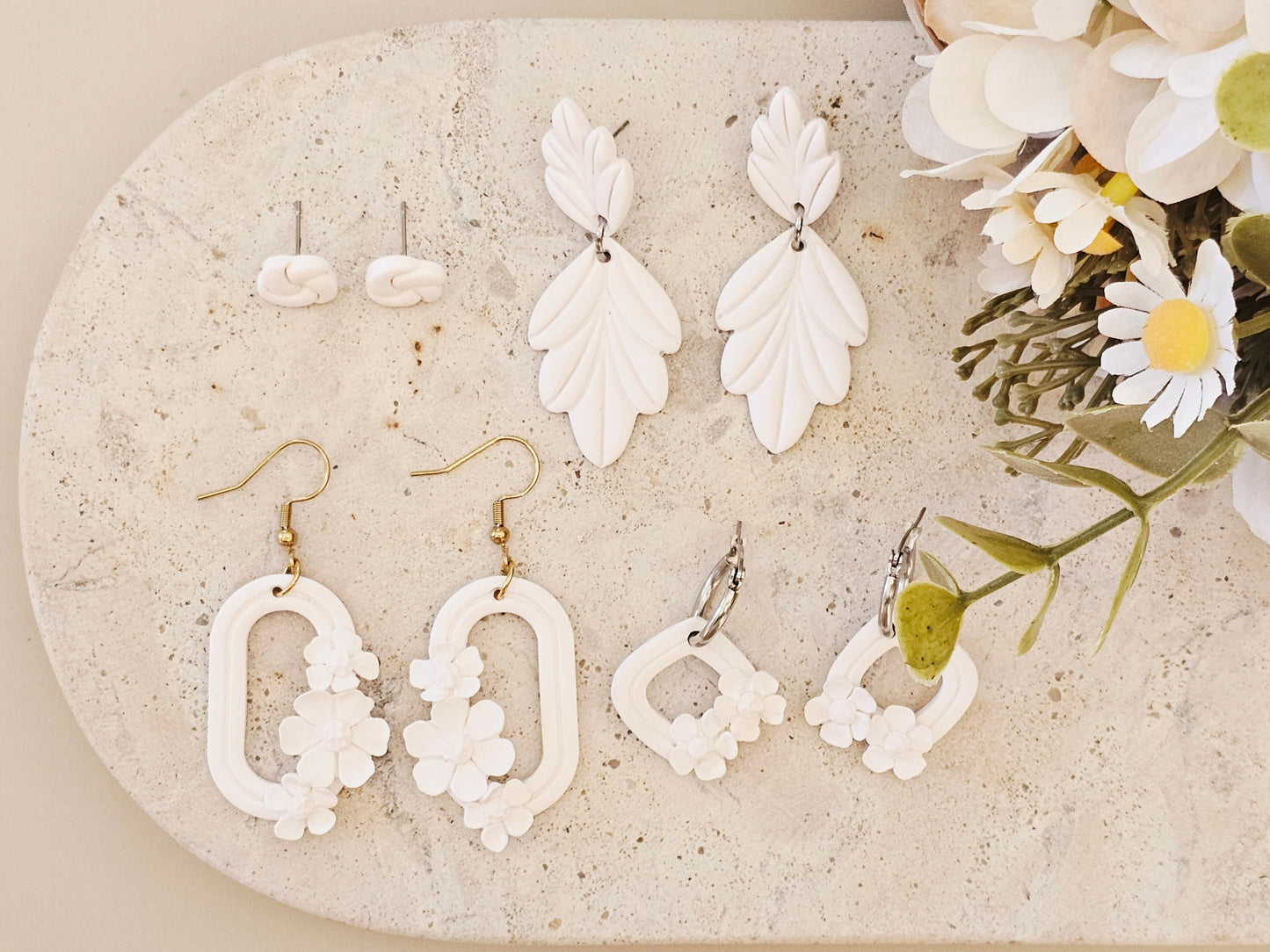 Daily Colour White Floral Earrings