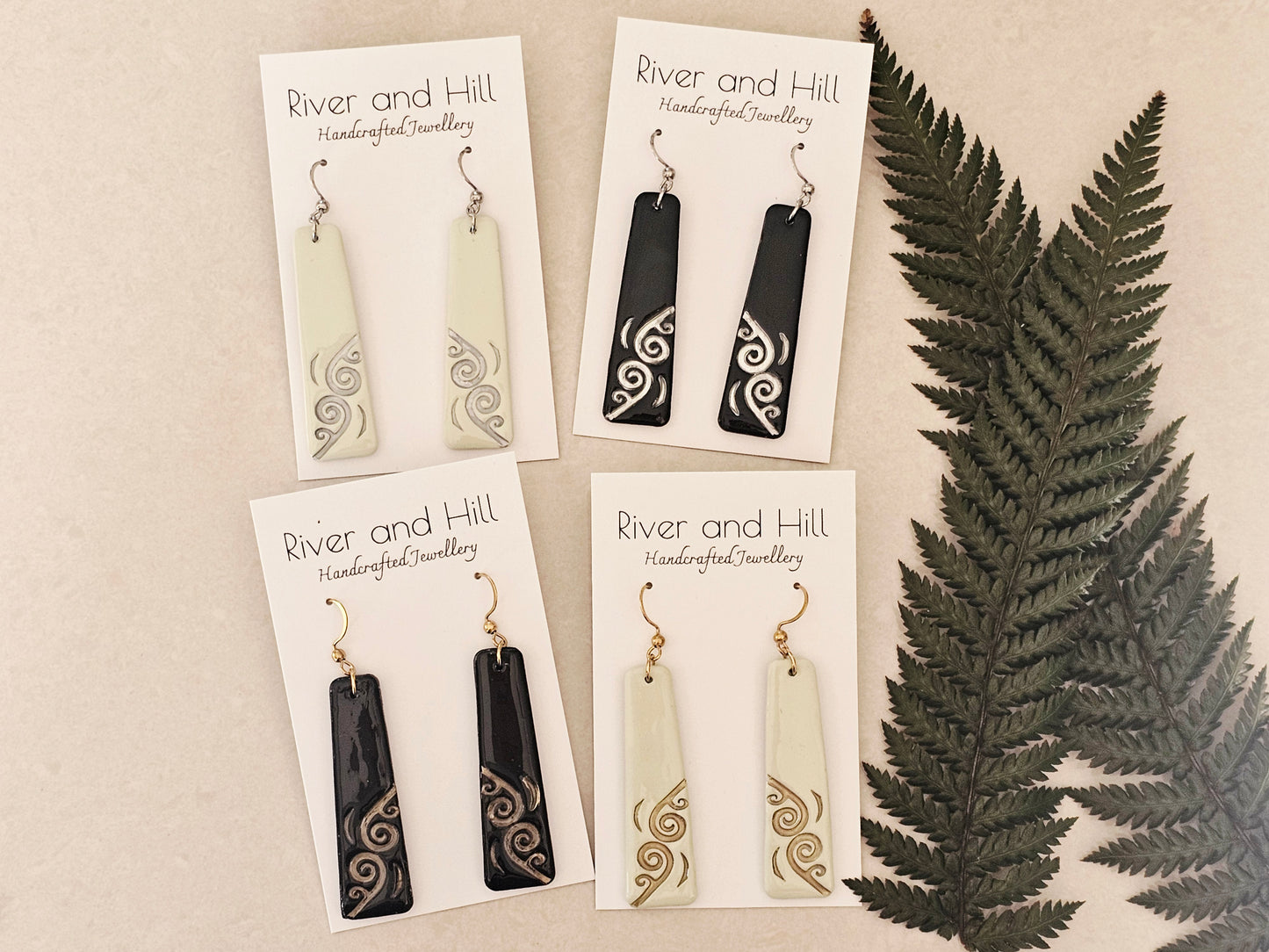 Koru Earrings Black