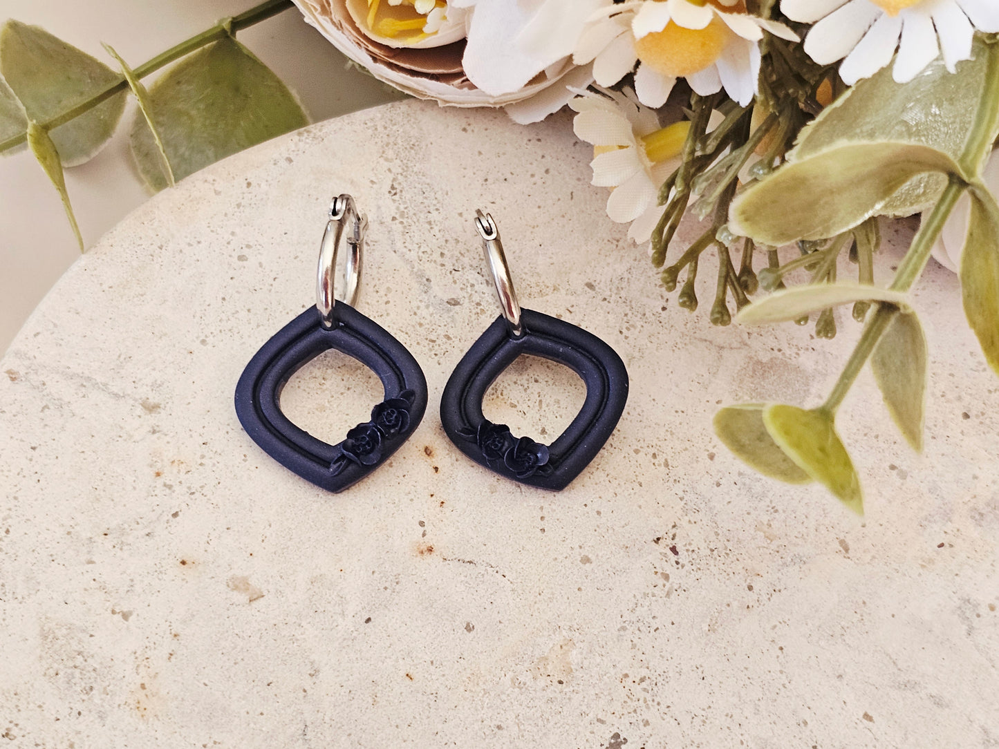 Daily Colour Navy Blue Floral Hoops