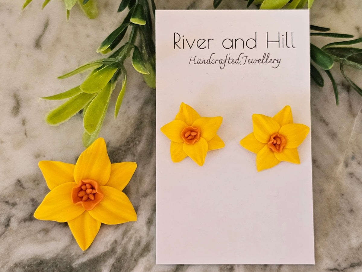 Daffodil Large Brooch