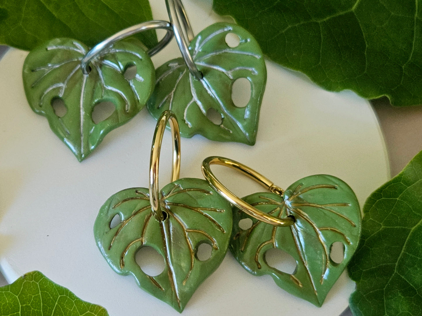 Kawakawa Gold Earrings Medium