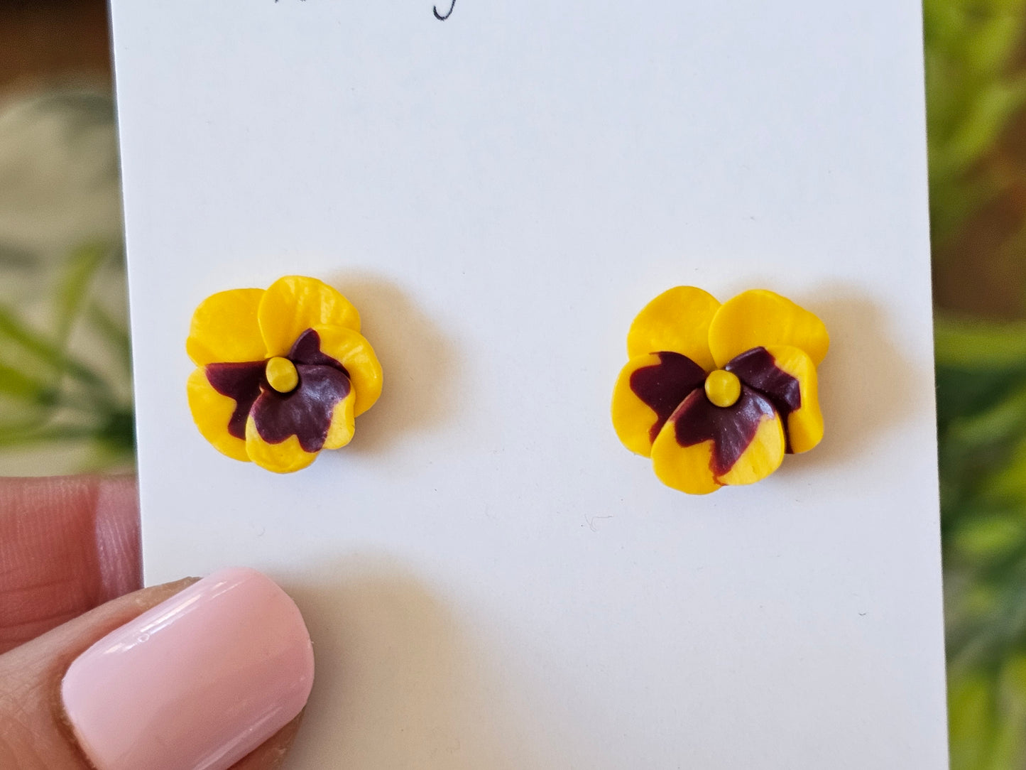 Pansy Studs Yellow