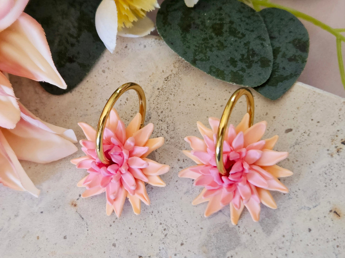 Dahlia Hoops Pink