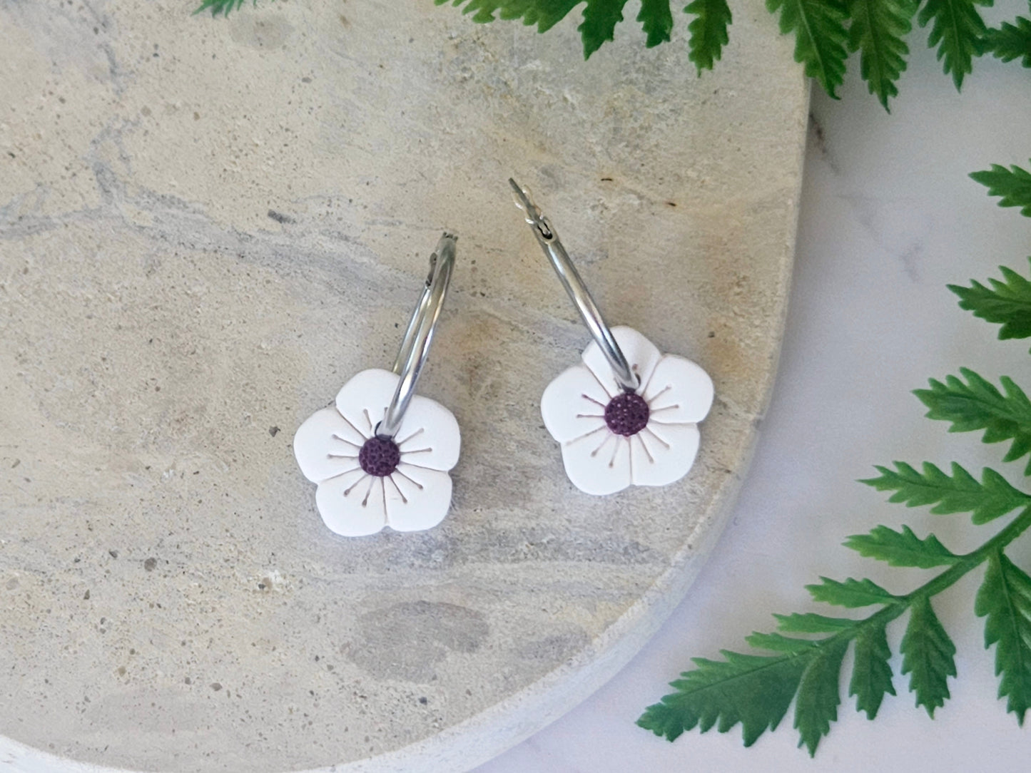 Manuka Flower Hoops White