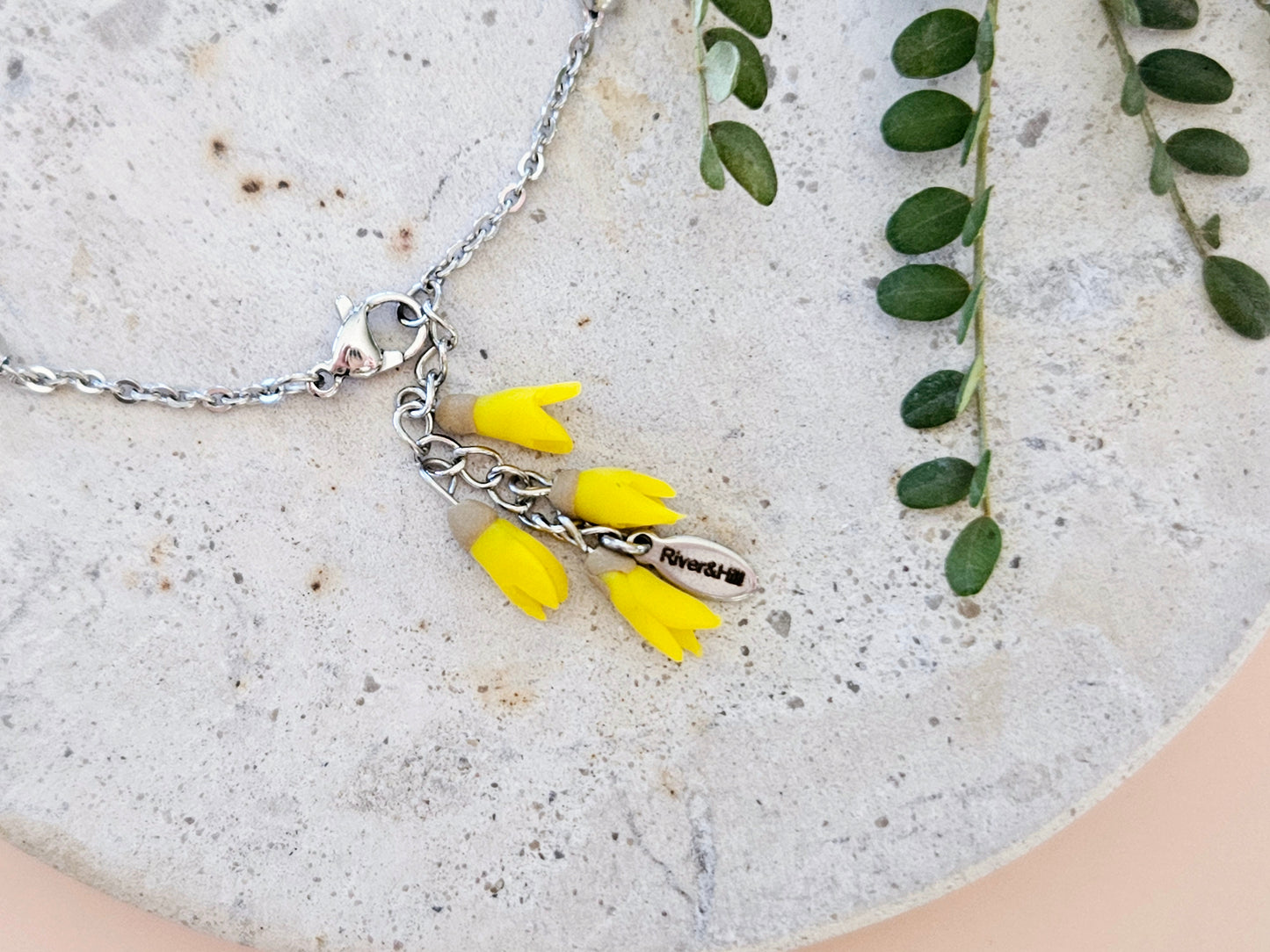 Kowhai Dainty Bracelet