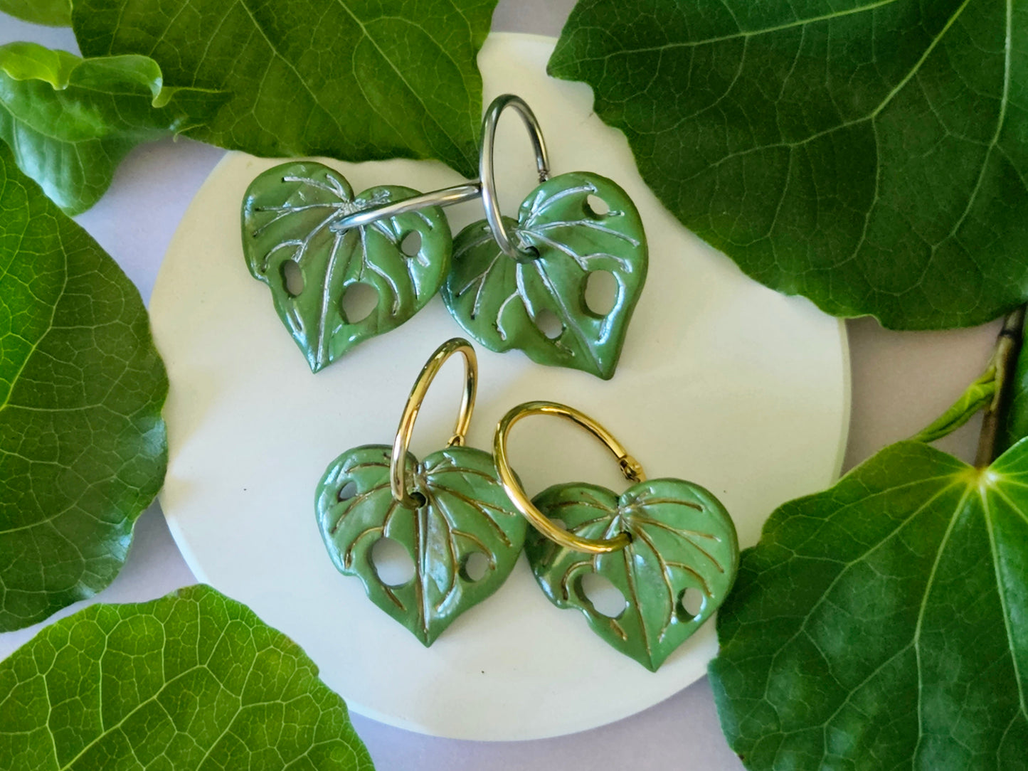 Kawakawa Gold Earrings Medium