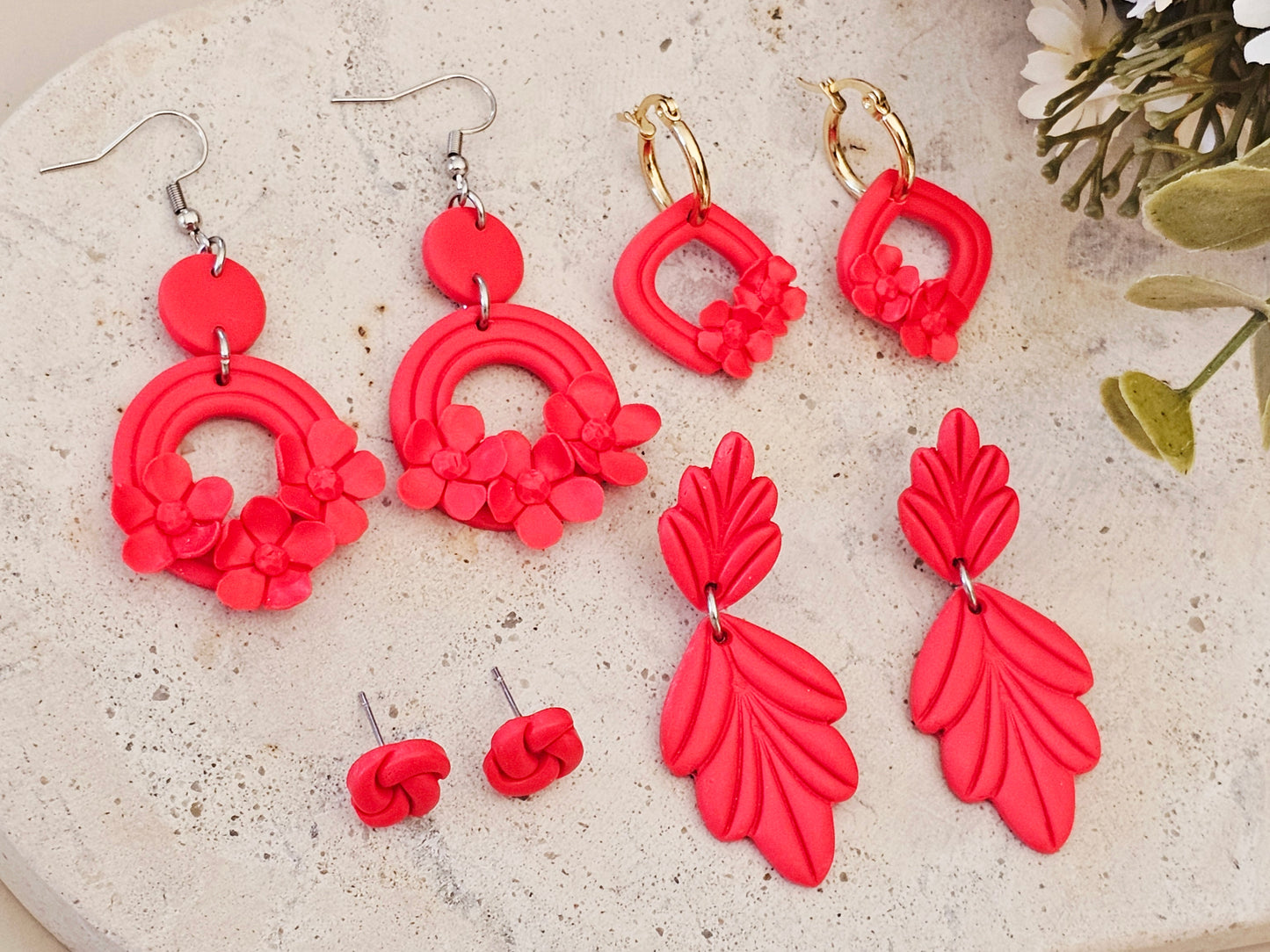 Daily Colour Bright Red Arch Earrings