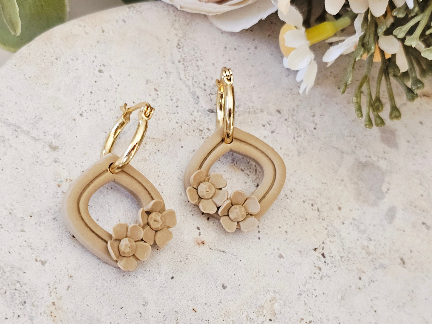 Daily Colour Tan Floral Hoops