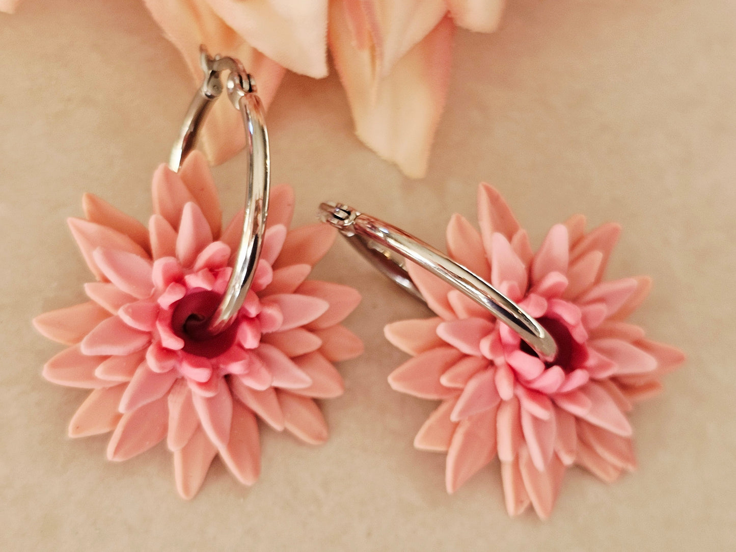 Dahlia Hoops Pink