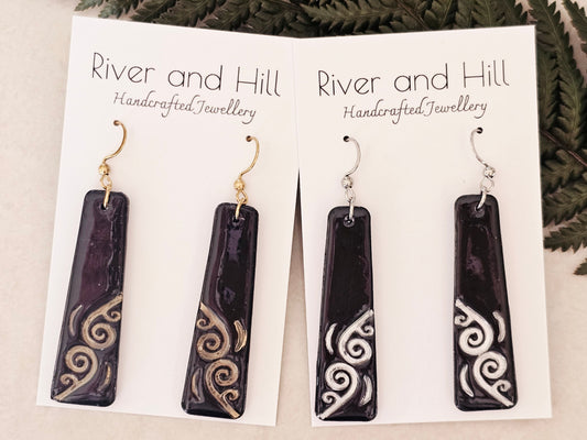 Koru Earrings Black