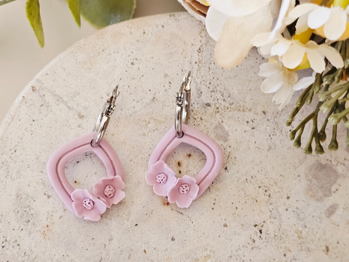 Daily Colour Lavender Floral Hoops
