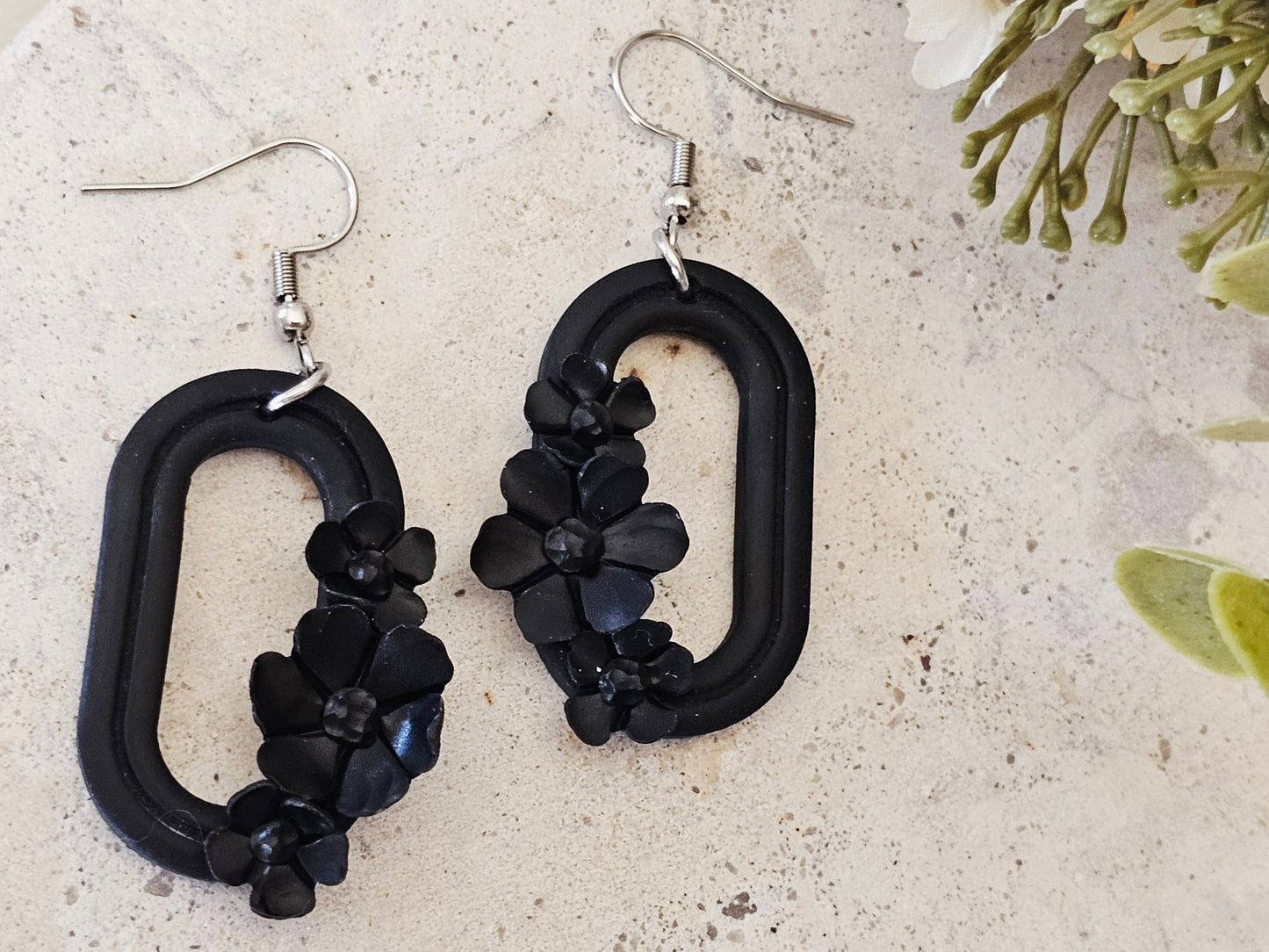 Daily Colour Black Floral Earrings