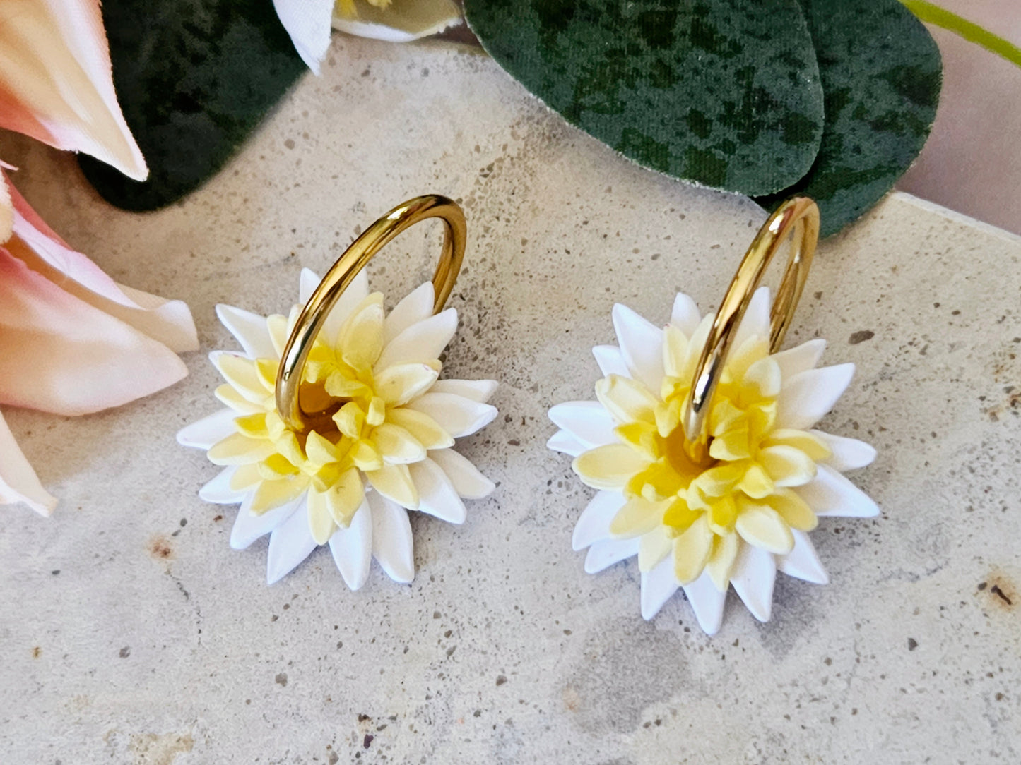 Dahlia Hoops White