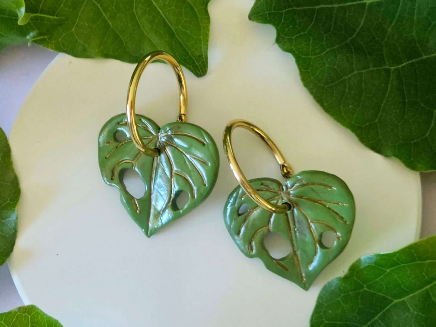 Kawakawa Gold Earrings Medium