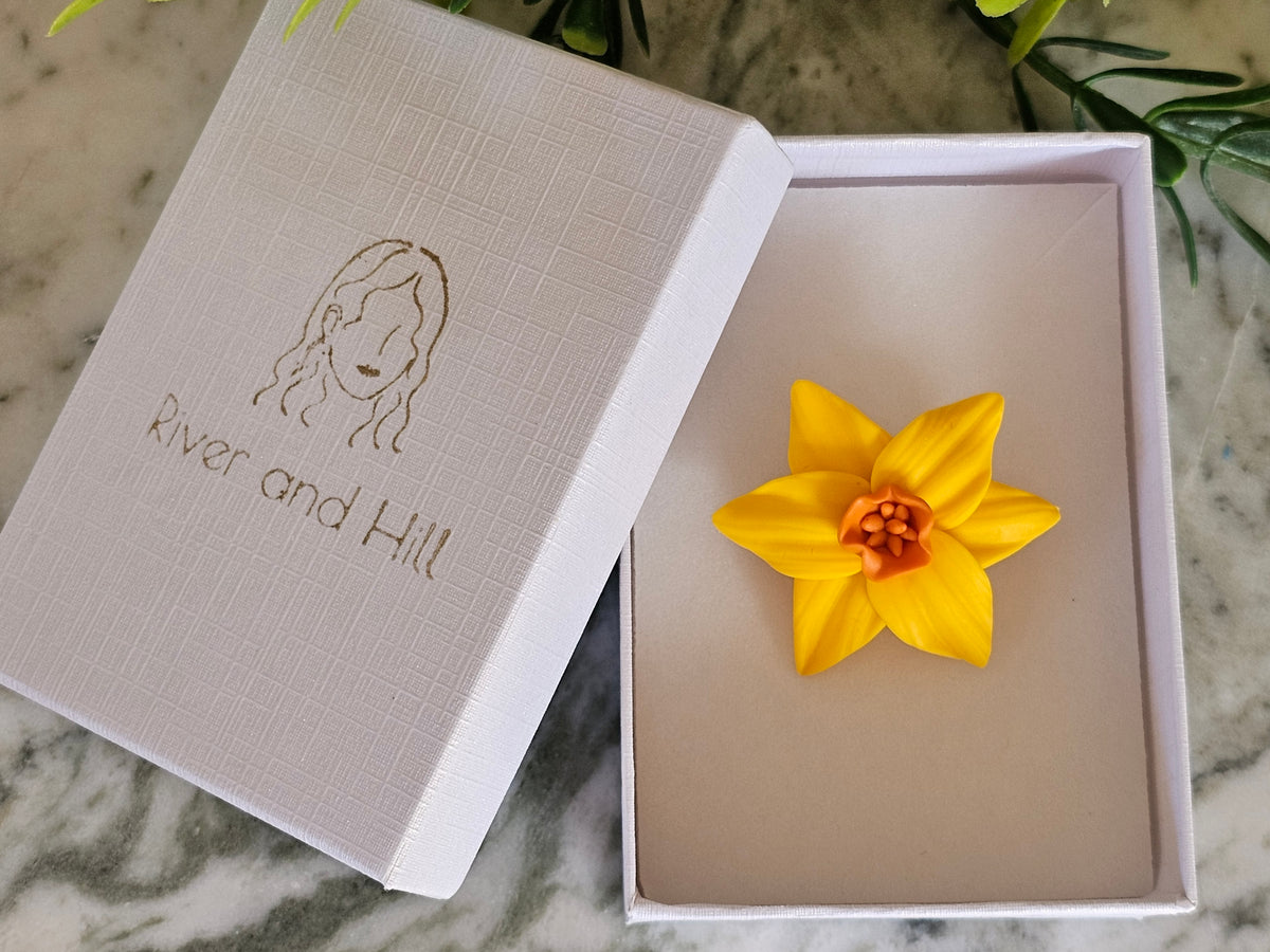 Daffodil Large Brooch