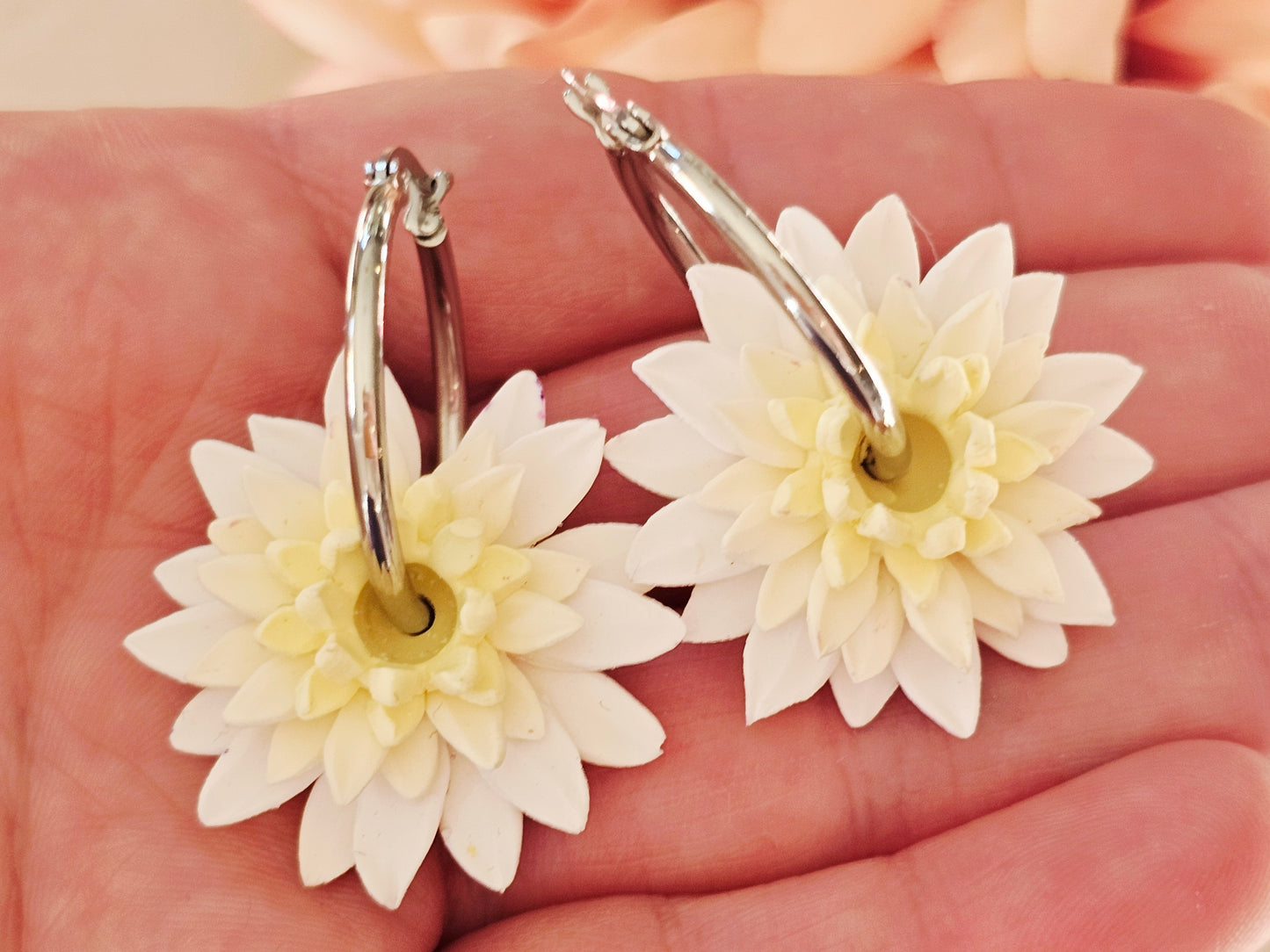 Dahlia Hoops White