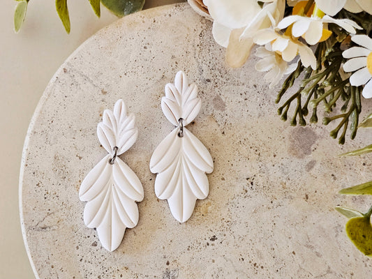 Daily Colour White Arch Earrings