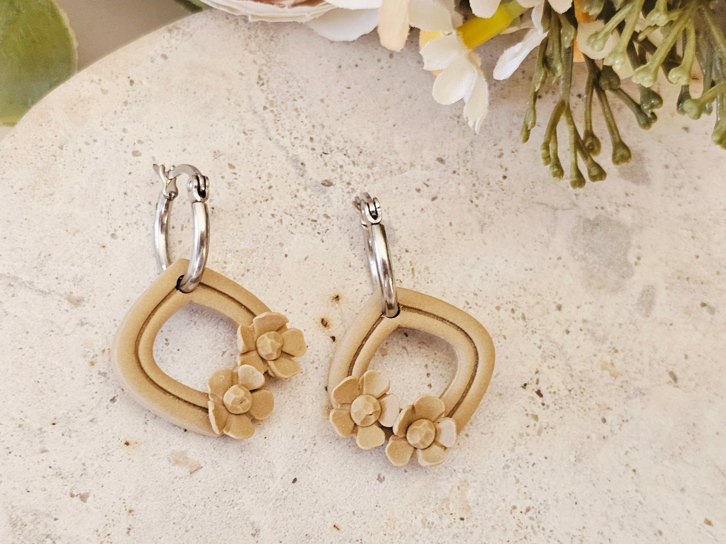 Daily Colour Tan Floral Hoops