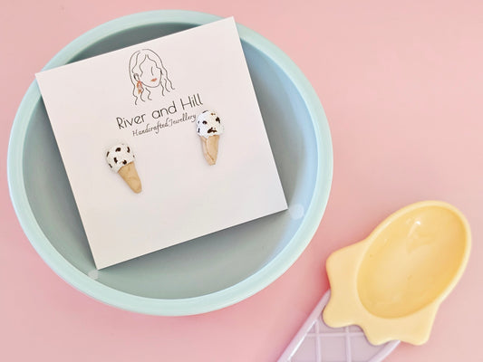 Ice Cream Cone Cookies and Cream Studs