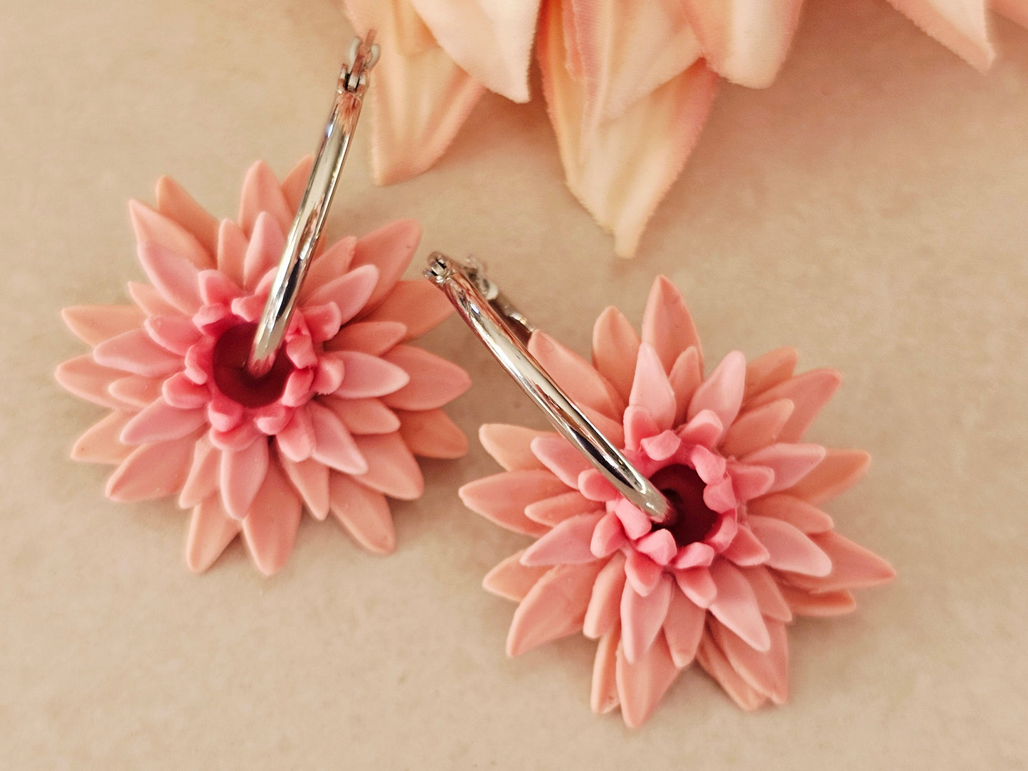 Dahlia Hoops Pink