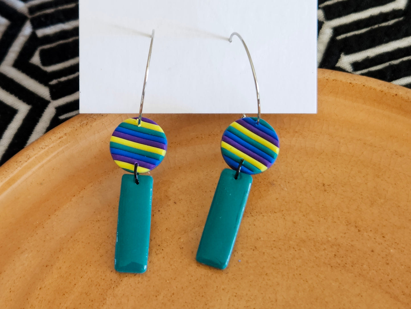 Retro Green Hoop Earrings