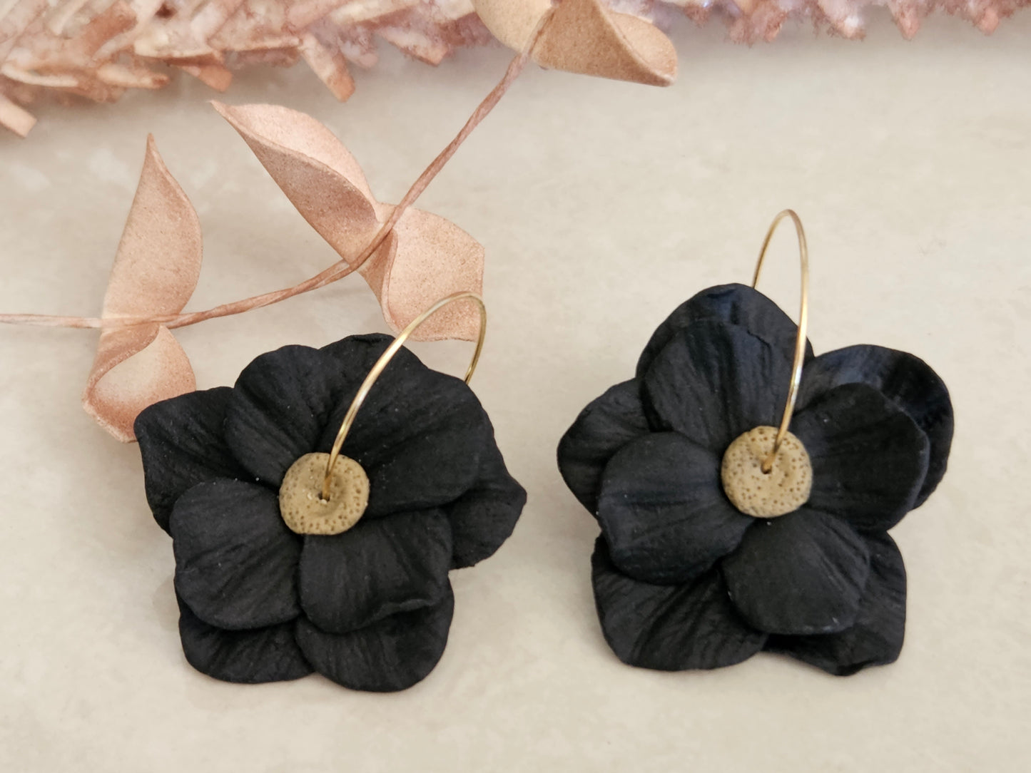 Wild Flower Black