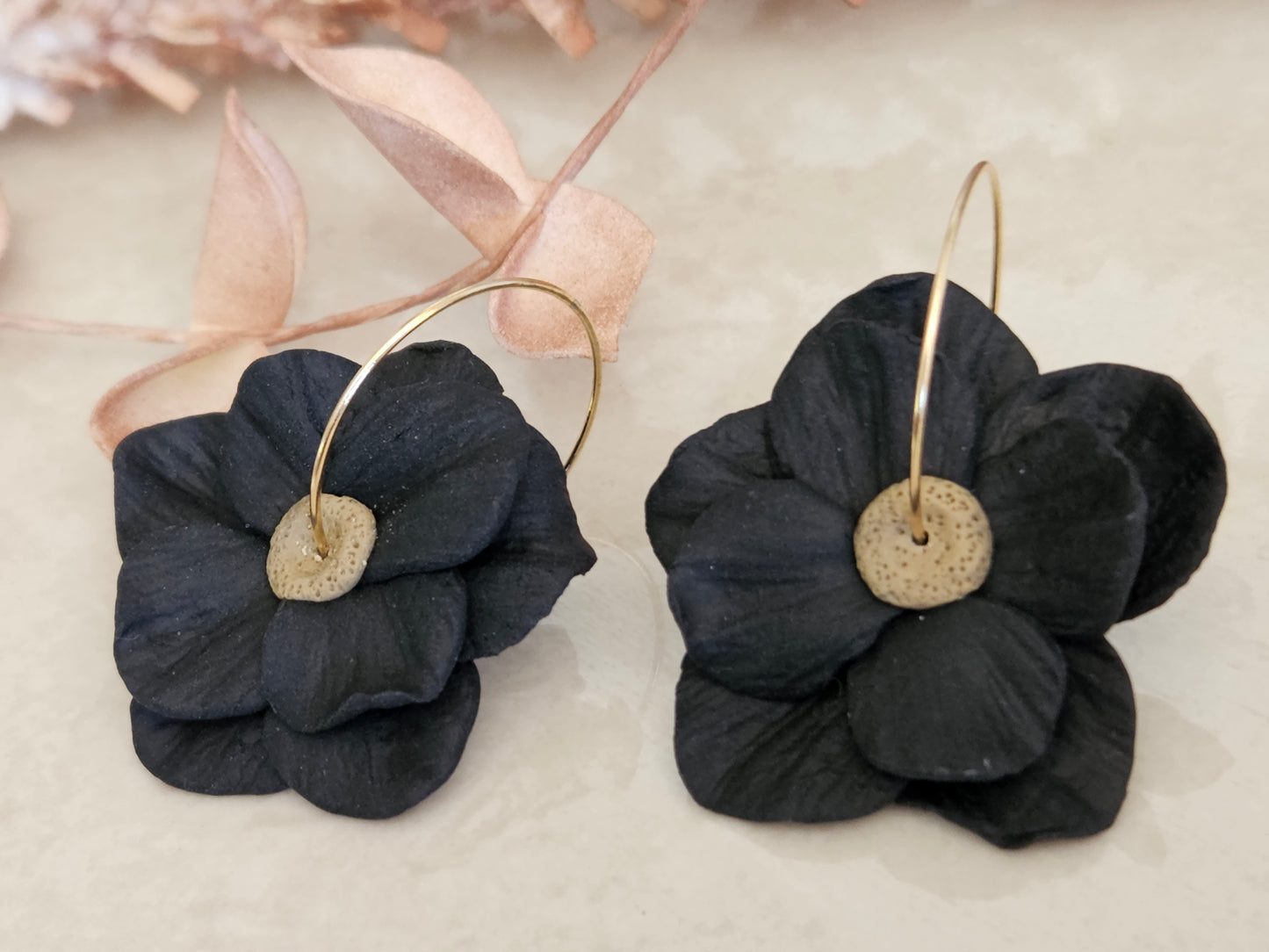 Wild Flower Black